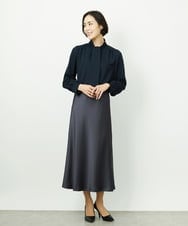 F6HDD04230 MICHEL KLEIN(小さいサイズ)(メゾン ドゥ サンク) [小さいサイズ][コージーボトム]ヴィンテージサテンスカート ダークグレー