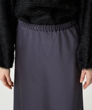 F6HDD04230 MICHEL KLEIN(小さいサイズ)(メゾン ドゥ サンク) [小さいサイズ][コージーボトム]ヴィンテージサテンスカート ダークグレー