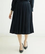 F6HDS02300 MICHEL KLEIN(小さいサイズ)(メゾン ドゥ サンク) [小さいサイズ]デシンダブルプリーツスカート（セットアップ対応） ネイビー(57)