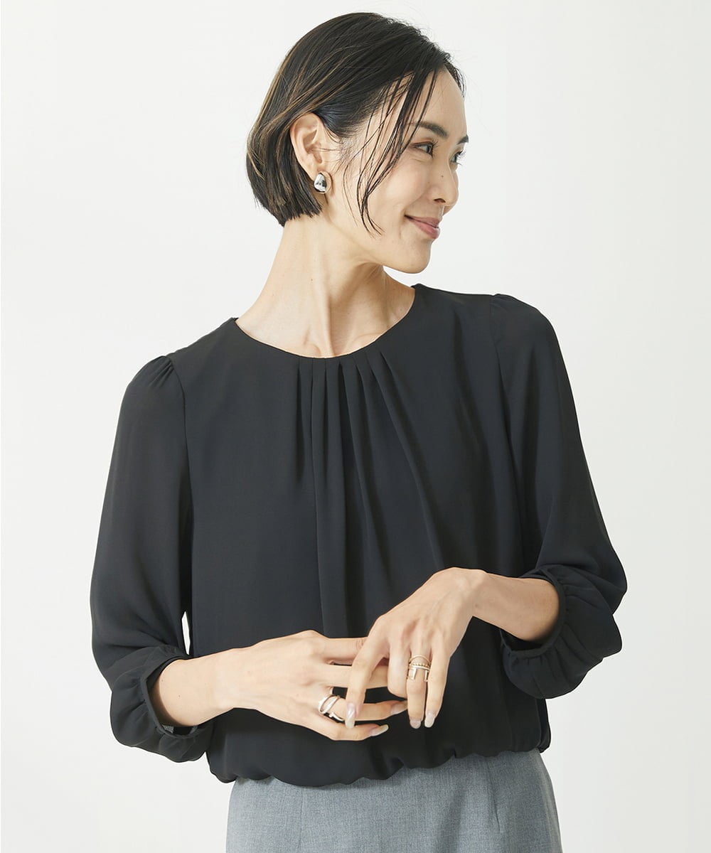 F6KAA01160 MICHEL KLEIN(小さいサイズ)(メゾン ドゥ サンク) [小さいサイズ]プリーツデザインブラウソー(インナーにおすすめ) オフホワイト