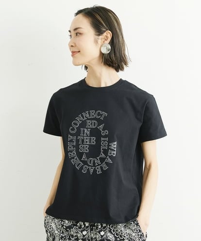 F6KGS22120  [小さいサイズ]モノトーンサークルロゴTシャツ