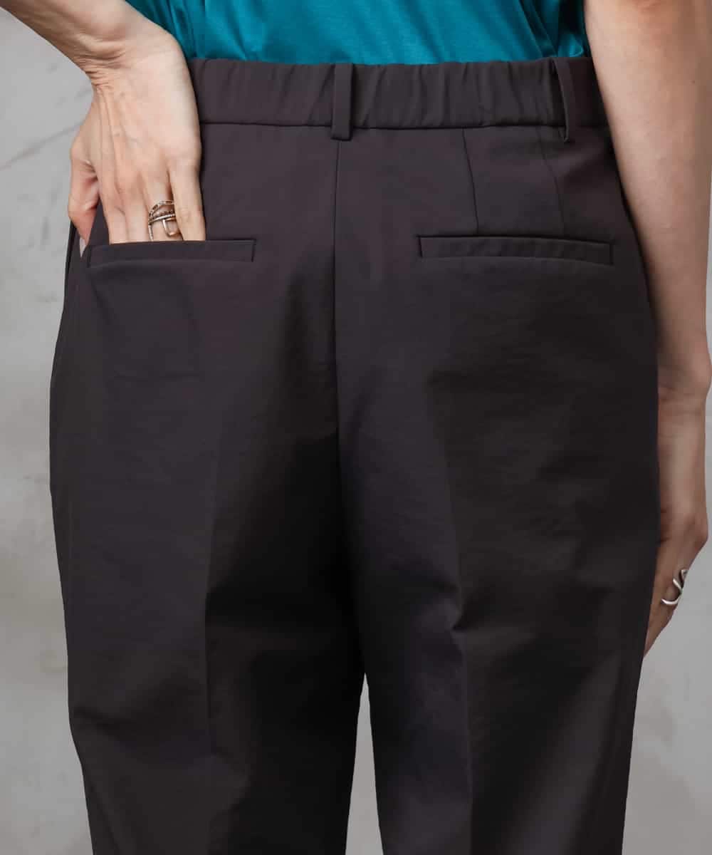 F6LHA05230 MICHEL KLEIN(小さいサイズ)(メゾン ドゥ サンク) [小さいサイズ]ストレッチツイルテーパードパンツ(機能性素材) ダークグレー