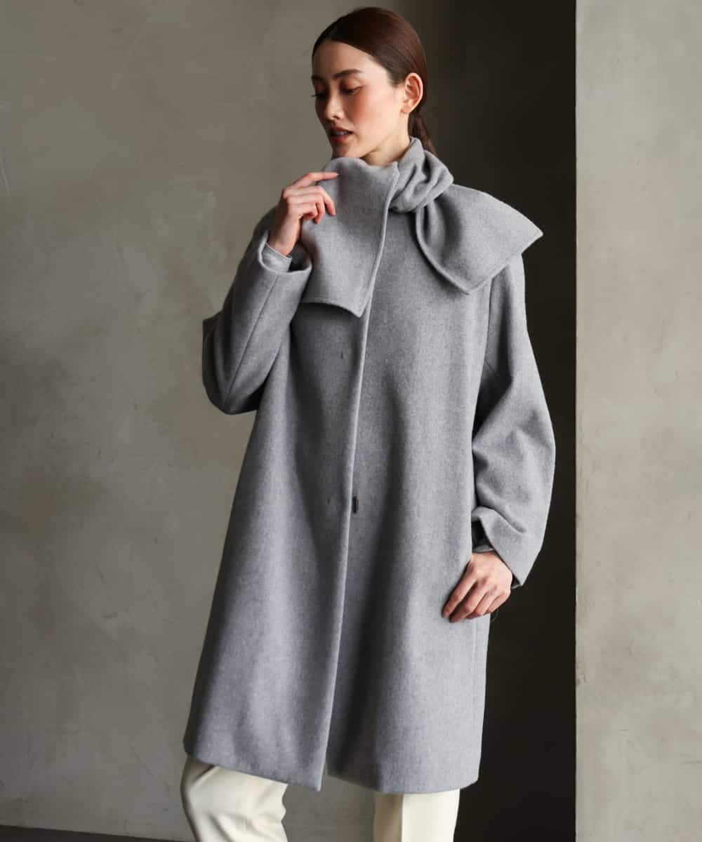 F6UBG53610 MICHEL KLEIN(小さいサイズ)(メゾン ドゥ サンク) [小さいサイズ][マフラー付き]ノーカラーコクーンコート グレー