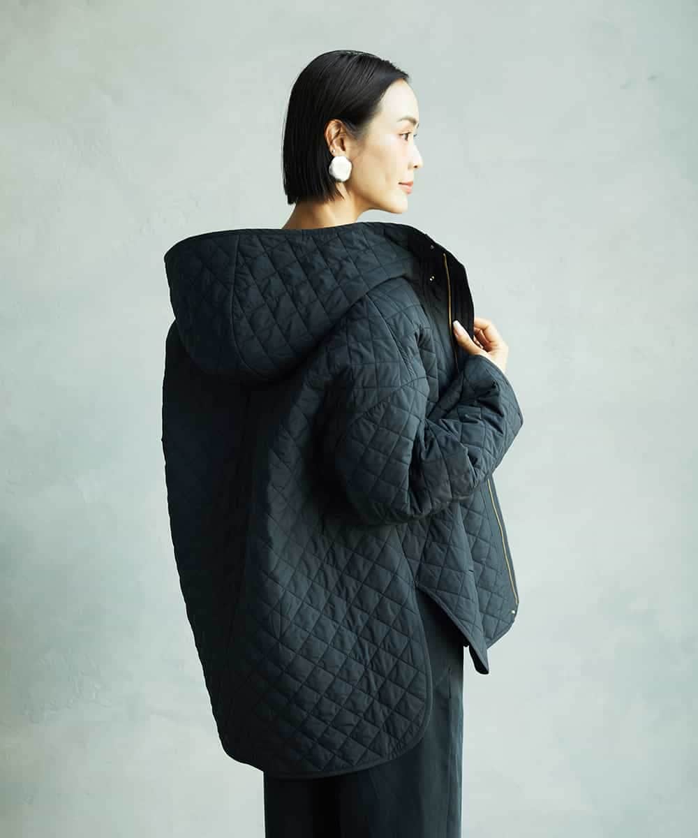 F6VAD05480 MICHEL KLEIN(小さいサイズ)(メゾン ドゥ サンク) [小さいサイズ]オーバーサイズフードキルティングコート ブラック