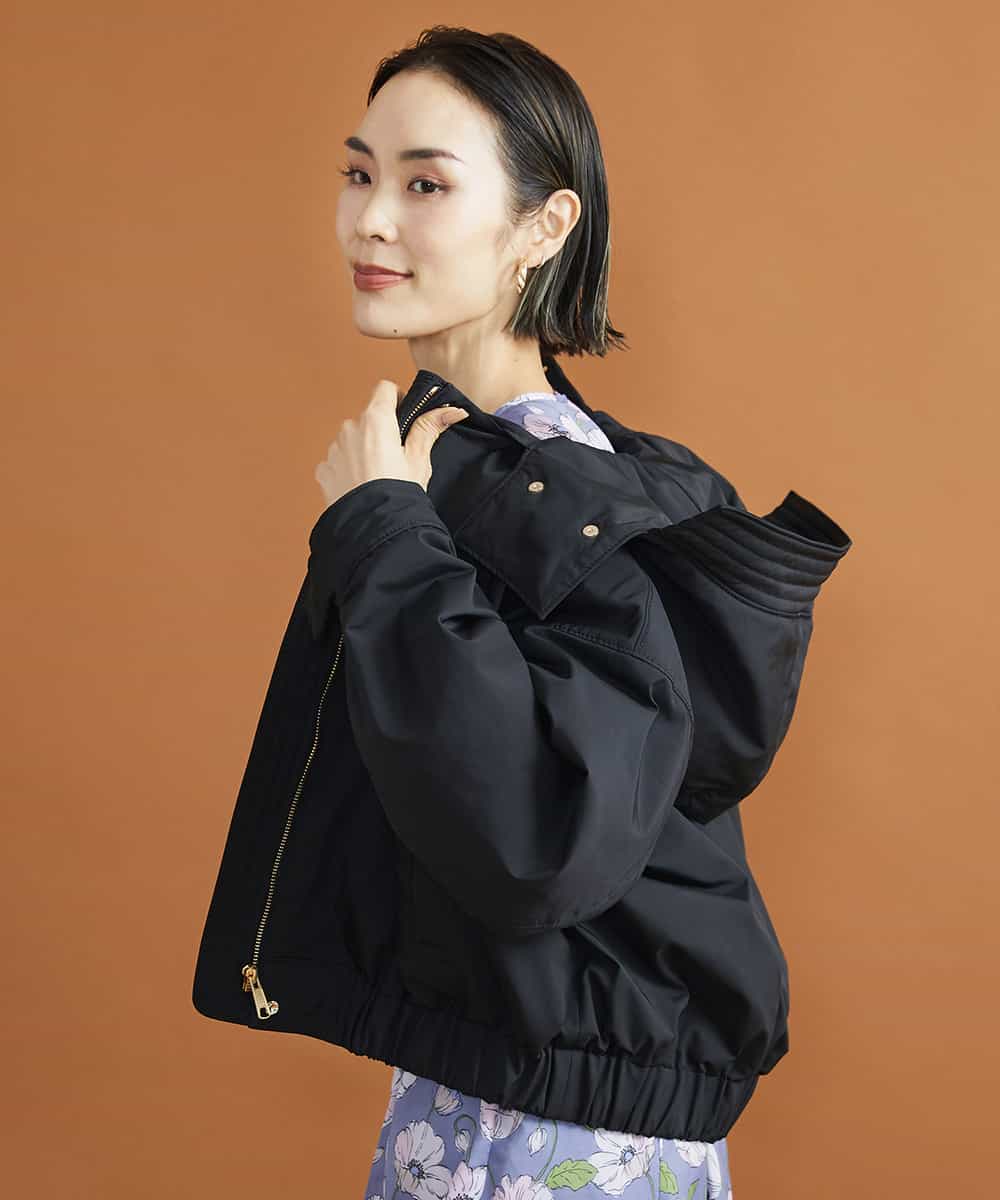 F6VAV10540 MICHEL KLEIN(小さいサイズ)(メゾン ドゥ サンク) [小さいサイズ]ストレッチツイル中綿ショートブルゾン(撥水/2WAY) ブラック(94)