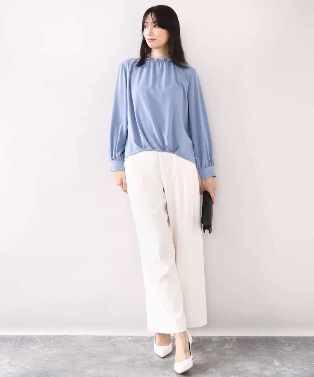 FIBAD20070 OFUON le MK(オフオン　ル　エムケー) シャーリングネックデザインブラウス/洗える/WEB限定サイズあり ブルー