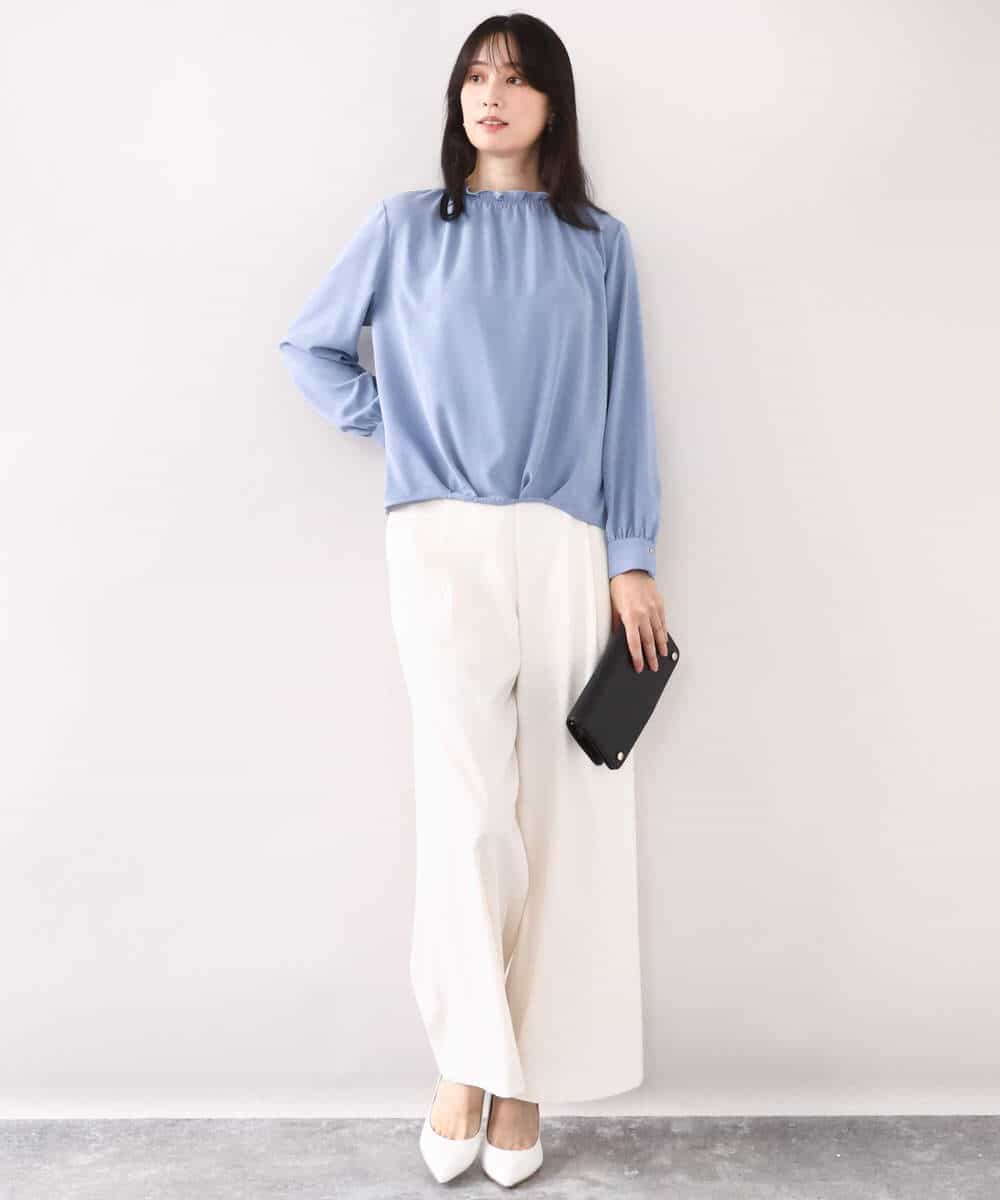 FIBAD20070 OFUON le MK(オフオン　ル　エムケー) シャーリングネックデザインブラウス/洗える/WEB限定サイズあり ブルー