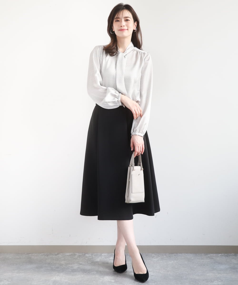 FIBBD22070 OFUON le MK(オフオン　ル　エムケー) 幾何柄ボウタイブラウス/洗える/WEB限定サイズあり ライトブルー