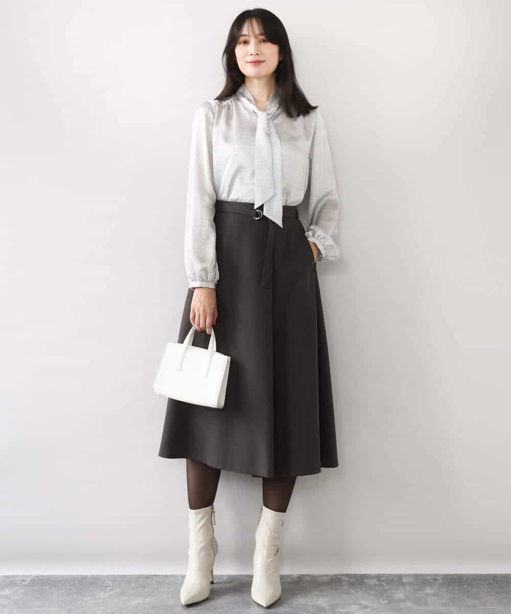 FIBBD22070 OFUON le MK(オフオン ル エムケー) 幾何柄ボウタイブラウス/洗える/WEB限定サイズあり ライトブルー