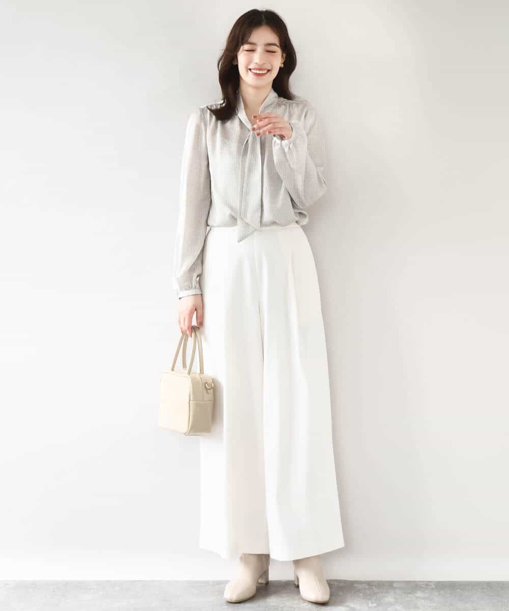 FIBBD22070 OFUON le MK(オフオン ル エムケー) 幾何柄ボウタイブラウス/洗える/WEB限定サイズあり ライトブルー