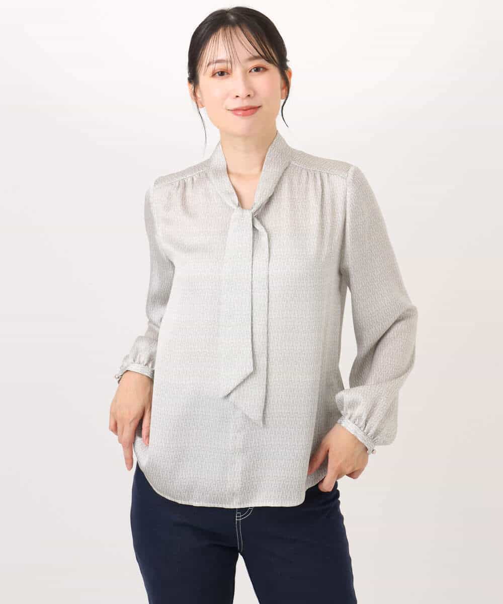 FIBBD22070 OFUON le MK(オフオン ル エムケー) 幾何柄ボウタイブラウス/洗える/WEB限定サイズあり ライトブルー