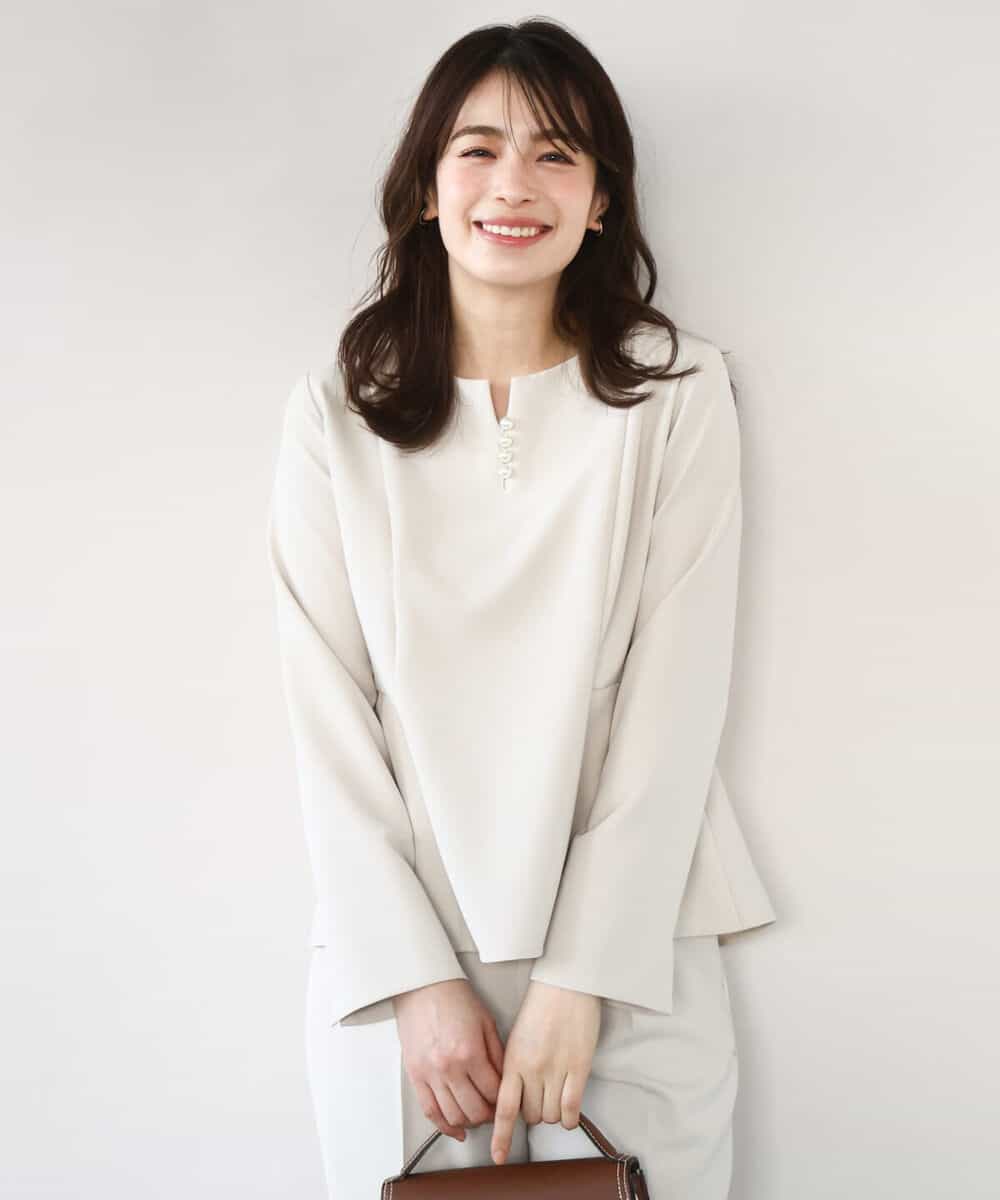 FIBFD03080 OFUON le MK(オフオン　ル　エムケー) ダブルクロス ペプラムブラウス/洗える/WEB限定サイズあり ベージュ