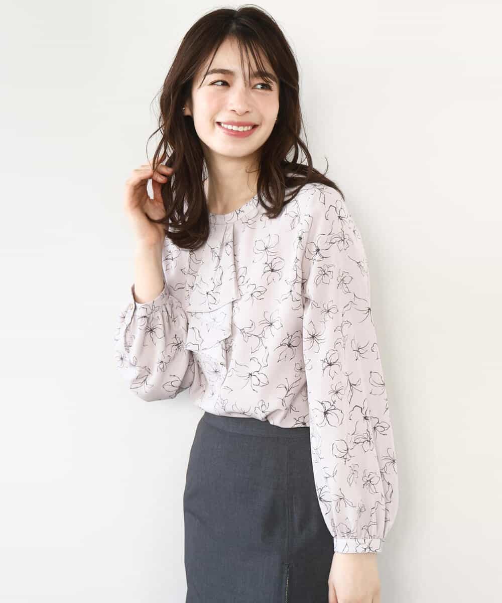 FIBFD06070 OFUON le MK(オフオン　ル　エムケー) ラインフラワーボウタイ風ブラウス/洗える ライトピンク