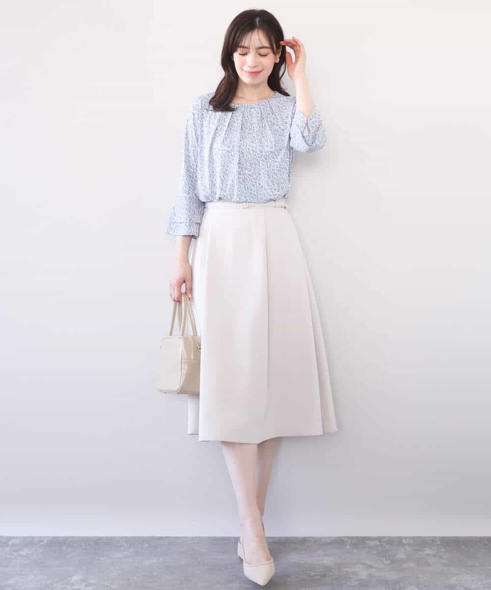 FIBFD40060 OFUON le MK(オフオン　ル　エムケー) カリグラフィープリント フレアー袖ジャージブラウス/洗える/WEB限定サイズあり ネイビー