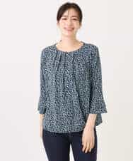 FIBFD40060 OFUON le MK(オフオン　ル　エムケー) カリグラフィープリント フレアー袖ジャージブラウス/洗える/WEB限定サイズあり ネイビー