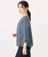 FIBFD40060 OFUON le MK(オフオン　ル　エムケー) カリグラフィープリント フレアー袖ジャージブラウス/洗える/WEB限定サイズあり ネイビー