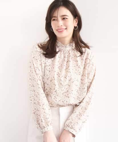 FIBGD13080 OFUON le MK レトロフラワープリント フリルネックブラウス/洗える/WEB限定サイズあり
