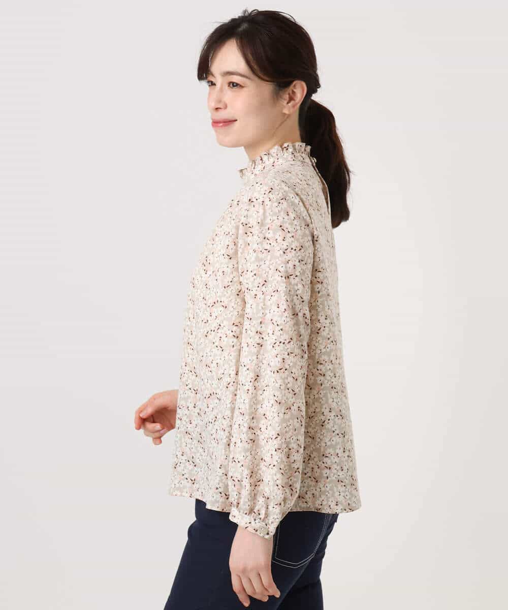 FIBGD13080 OFUON le MK(オフオン　ル　エムケー) レトロフラワープリント フリルネックブラウス/洗える/WEB限定サイズあり ベージュ
