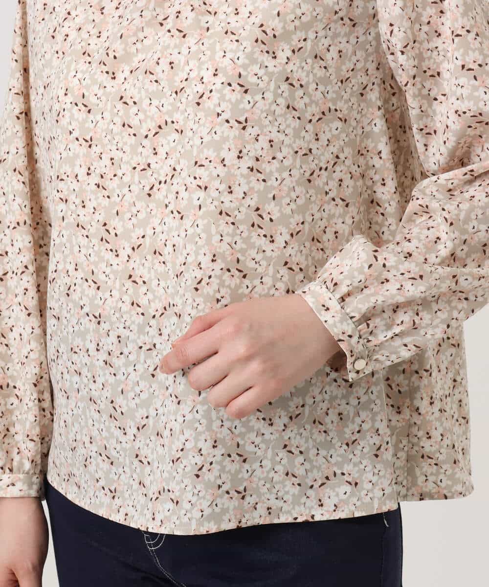 FIBGD13080 OFUON le MK(オフオン　ル　エムケー) レトロフラワープリント フリルネックブラウス/洗える/WEB限定サイズあり ベージュ