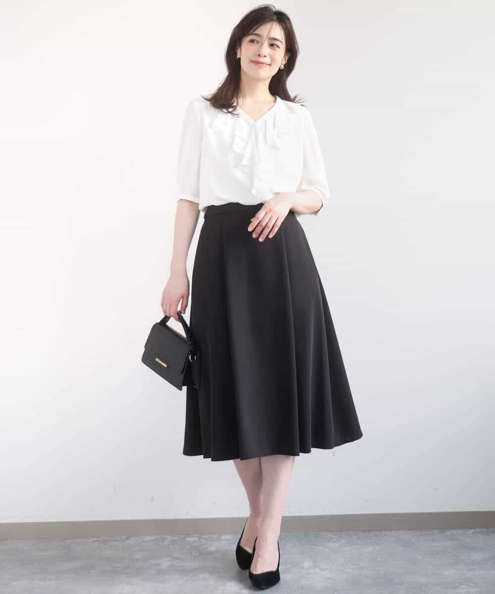 FIBGD16080 OFUON le MK(オフオン　ル　エムケー) ジョーゼットVネックフリルブラウス/洗える/WEB限定サイズあり グレイッシュブルー