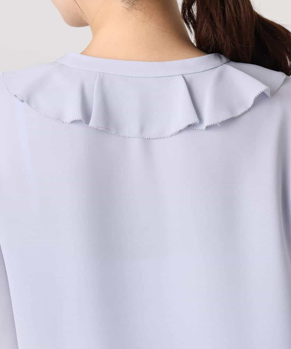 FIBGD16080 OFUON le MK(オフオン　ル　エムケー) ジョーゼットVネックフリルブラウス/洗える/WEB限定サイズあり グレイッシュブルー