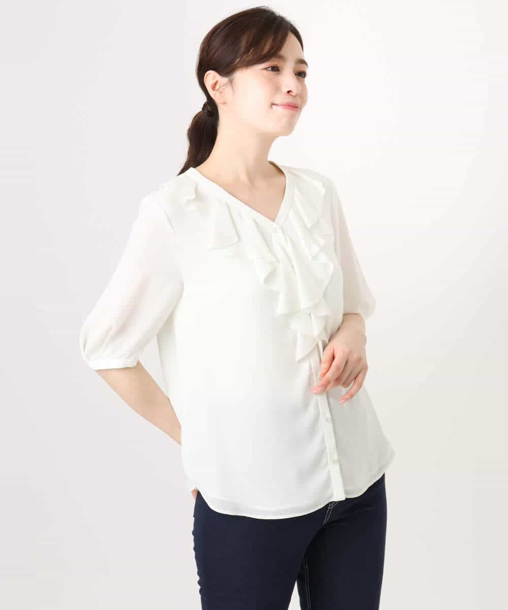 FIBGD16080 OFUON le MK(オフオン　ル　エムケー) ジョーゼットVネックフリルブラウス/洗える/WEB限定サイズあり グレイッシュブルー