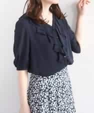 FIBGD16080 OFUON le MK(オフオン　ル　エムケー) ジョーゼットVネックフリルブラウス/洗える/WEB限定サイズあり ネイビー