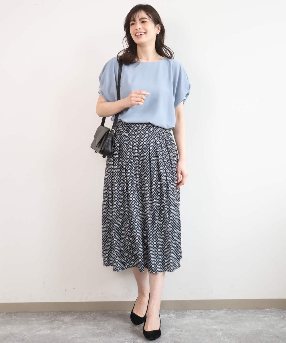 FIBGD22080 OFUON le MK(オフオン　ル　エムケー) ストレッチパール調タックブラウス/UVカット/接触冷感/洗濯機で洗える/WEB限定サイズあり ライトブルー