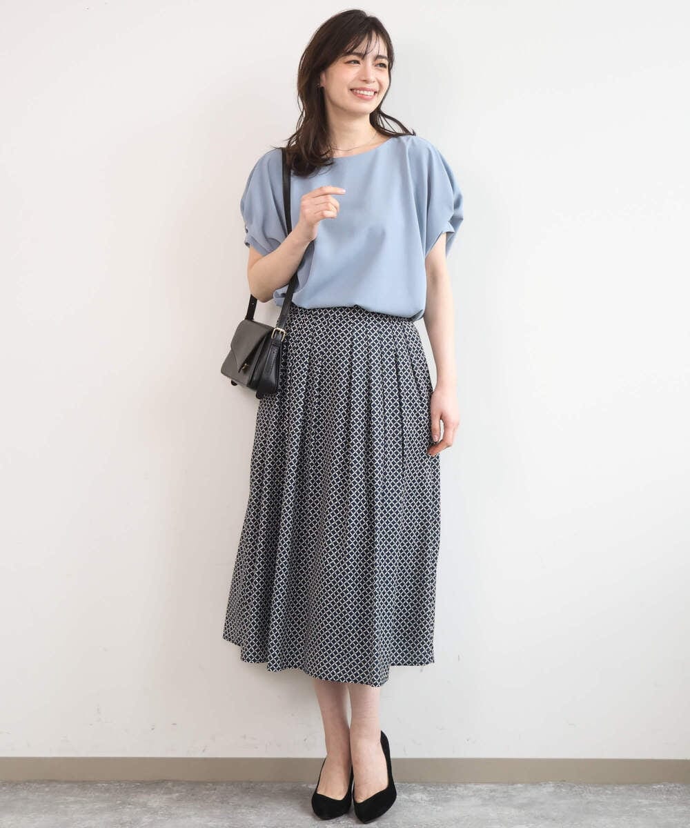 FIBGD22080 OFUON le MK(オフオン　ル　エムケー) ストレッチパール調タックブラウス/UVカット/接触冷感/洗濯機で洗える/WEB限定サイズあり ライトブルー