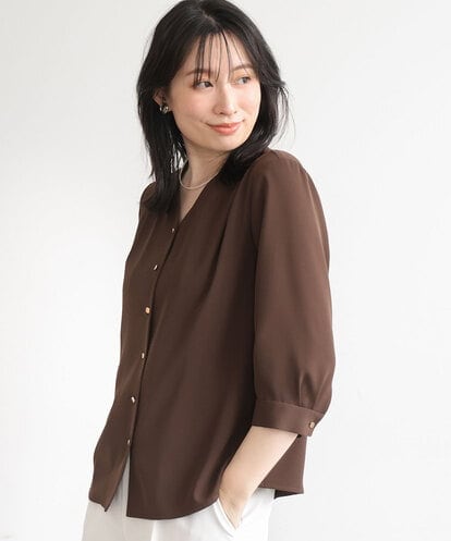 FIBGE21060 OFUON le MK サテンジョーゼットVネックブラウス/UVカット/接触冷感/洗濯機で洗える/WEB限定サイズあり