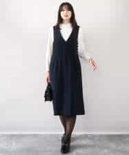 FIEDD21120 OFUON le MK(オフオン ル エムケー) サイドパール調釦デザインVネックジャンパースカート/洗える/WEB限定サイズあり ベージュ