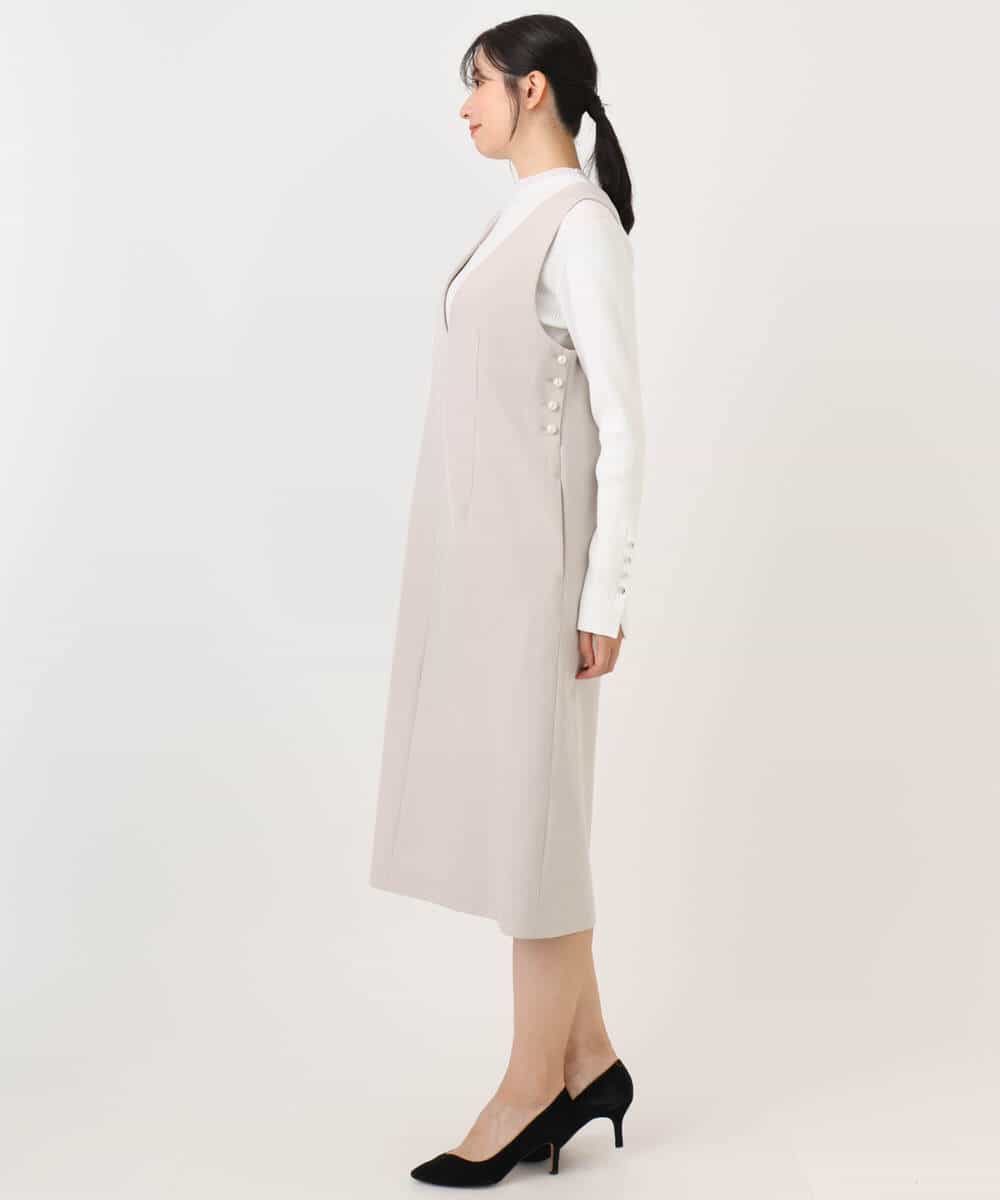 FIEDD21120 OFUON le MK(オフオン ル エムケー) サイドパール調釦デザインVネックジャンパースカート/洗える/WEB限定サイズあり ベージュ