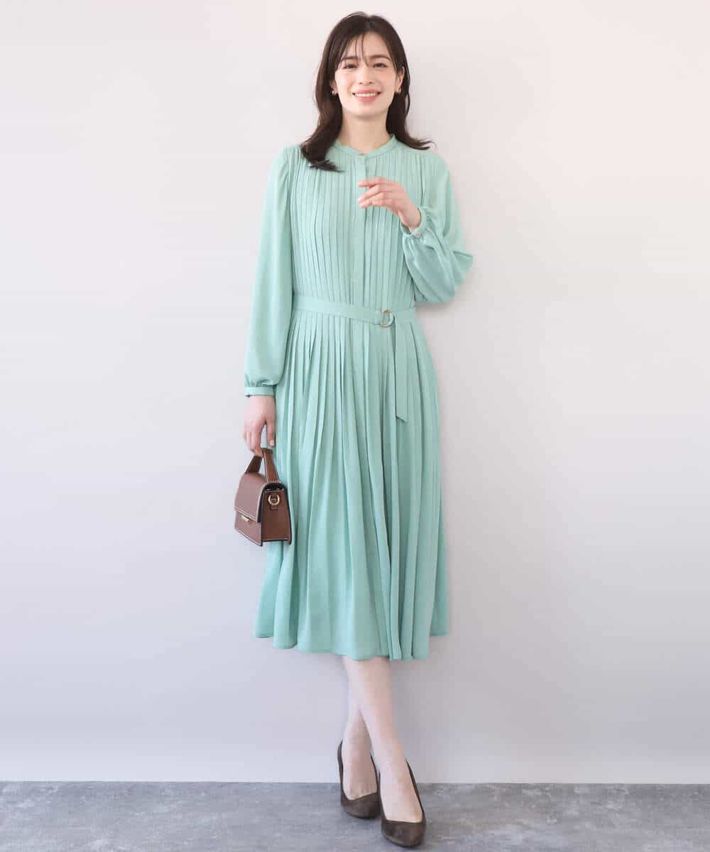 FIEFD09120 OFUON le MK(オフオン　ル　エムケー) プリーツジョーゼットワンピース/洗える/WEB限定サイズあり ダークグレー