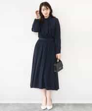 FIEFD13110 OFUON le MK(オフオン　ル　エムケー) パウダーサテン ボウタイワンピース/洗える/WEB限定サイズあり グレイッシュブルー