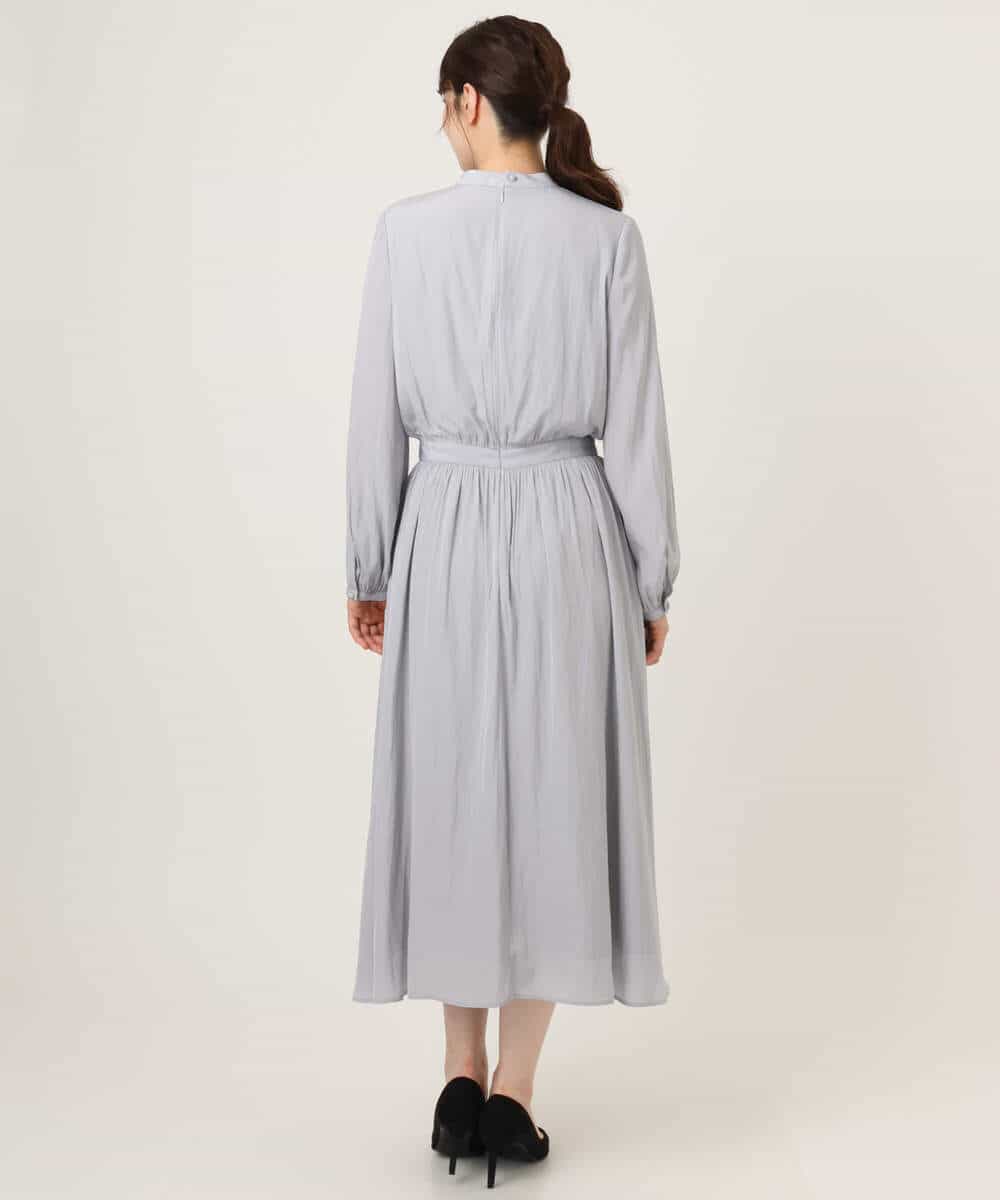 FIEFD13110 OFUON le MK(オフオン　ル　エムケー) パウダーサテン ボウタイワンピース/洗える/WEB限定サイズあり グレイッシュブルー