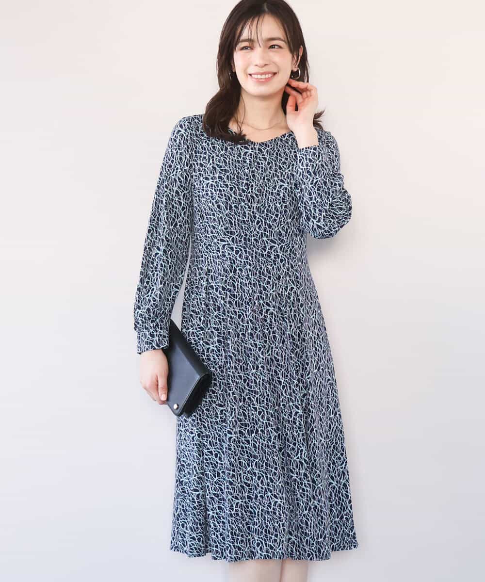 FIEFD41100 OFUON le MK(オフオン　ル　エムケー) カリグラフィープリント ジャージワンピース/洗える/WEB限定サイズあり ネイビー