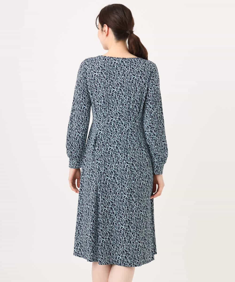 FIEFD41100 OFUON le MK(オフオン　ル　エムケー) カリグラフィープリント ジャージワンピース/洗える/WEB限定サイズあり ネイビー