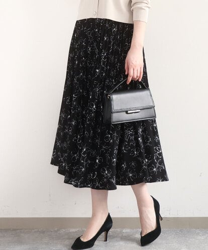 FIHFD06090 OFUON le MK ラインフラワープリーツスカート/洗える/WEB限定サイズあり