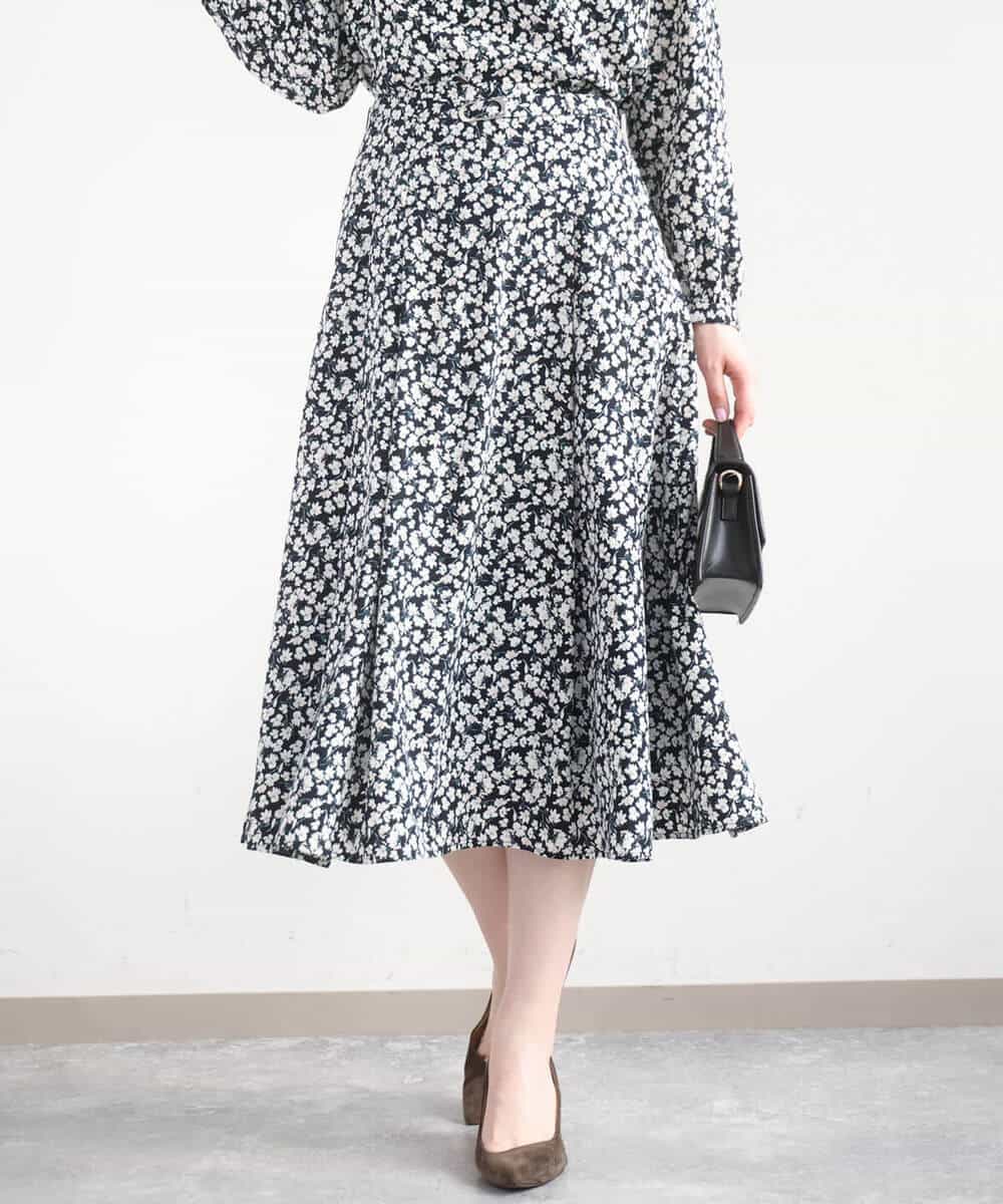 FIHGD13090 OFUON le MK(オフオン　ル　エムケー) レトロフラワープリントスカート/洗える ベージュ