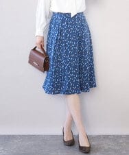 FIHJA40080 OFUON le MK(オフオン　ル　エムケー) 総柄フレアースカート/洗える/WEB限定サイズあり ブルー