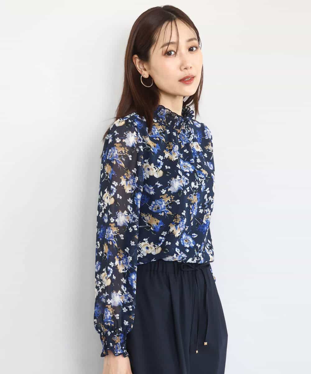 FKBAD01140 MK MICHEL KLEIN(MK ミッシェルクラン) クラシックフラワープリント シフォンブラウス/洗える ブルーグリーン