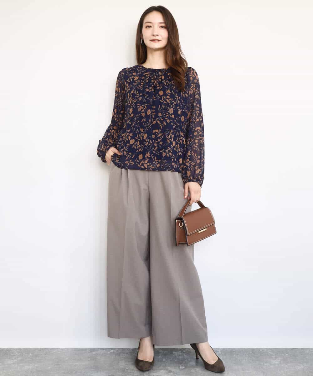 FKBAD06140 MK MICHEL KLEIN(MK ミッシェルクラン) レトロ花柄ブラウス/洗える ネイビー