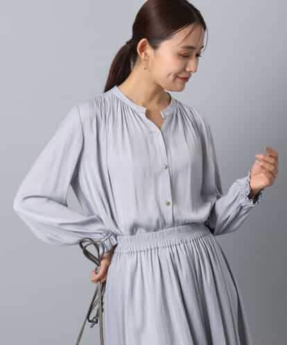 FKBAD32130 MK MICHEL KLEIN 起毛サテン スキッパーデザインブラウス/洗える