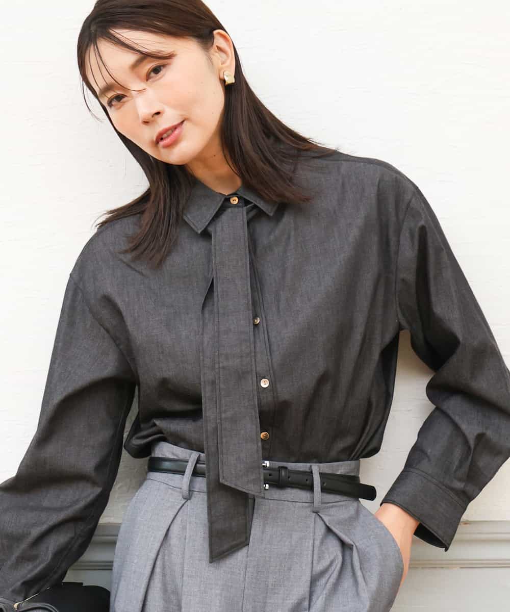 FKBAG56160 MK MICHEL KLEIN(MK ミッシェルクラン) [洗える]ボウタイ付きデニムライクシャツブラウス ブラック（デニム調）
