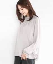 FKBBD59140 MK MICHEL KLEIN(MK ミッシェルクラン) 起毛サテンバンドカラーギャザーブラウス/洗える ブルー