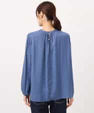 FKBBD59140 MK MICHEL KLEIN(MK ミッシェルクラン) 起毛サテンバンドカラーギャザーブラウス/洗える ブルー