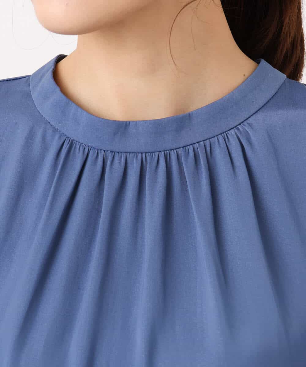 FKBBD59140 MK MICHEL KLEIN(MK ミッシェルクラン) 起毛サテンバンドカラーギャザーブラウス/洗える ブルー