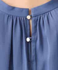 FKBBD59140 MK MICHEL KLEIN(MK ミッシェルクラン) 起毛サテンバンドカラーギャザーブラウス/洗える ブルー