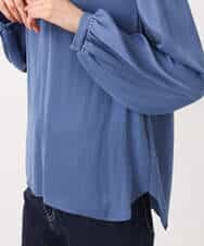 FKBBD59140 MK MICHEL KLEIN(MK ミッシェルクラン) 起毛サテンバンドカラーギャザーブラウス/洗える ブルー