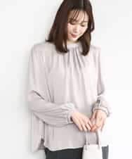 FKBBD59140 MK MICHEL KLEIN(MK ミッシェルクラン) 起毛サテンバンドカラーギャザーブラウス/洗える ベージュ